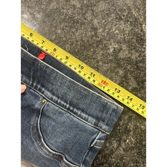 SPANX Size Medium Dark Wash Skinny Pull-on Jeans Denim Shapewear Tummy Control - Picture 6 of 9